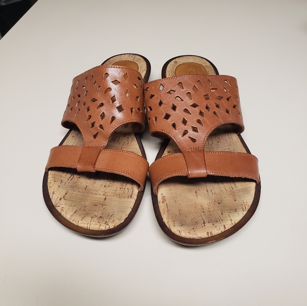 A. Giannetti perforated leather slide sandals size 8 1/2